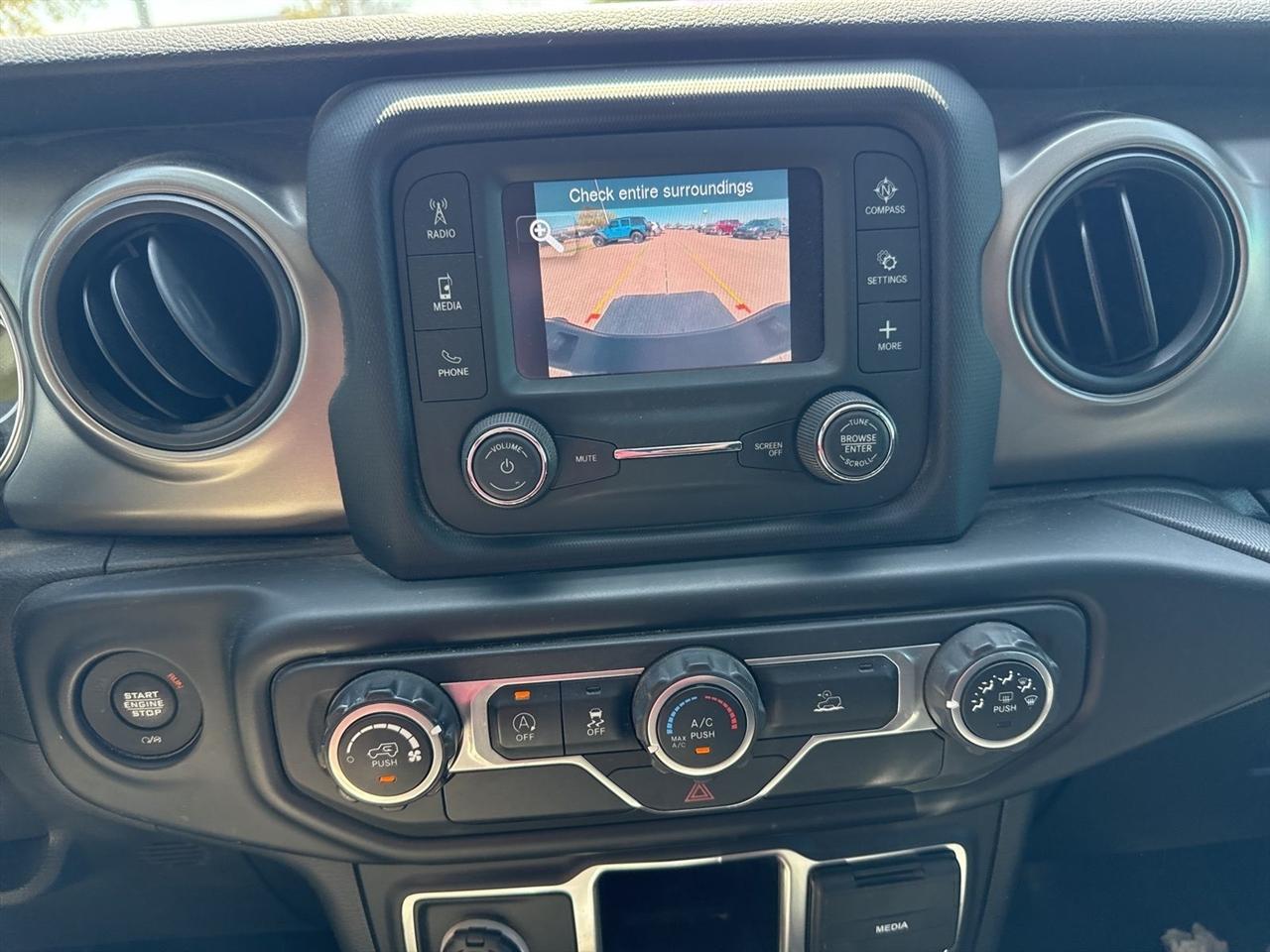 Jeep Gladiator Sport 4x4 2021