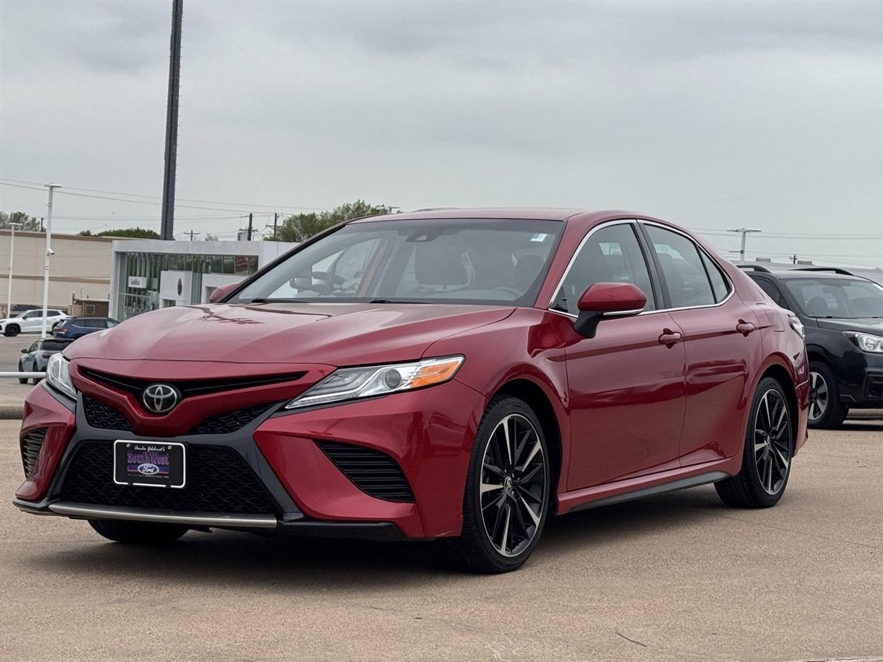 Toyota Camry  2020