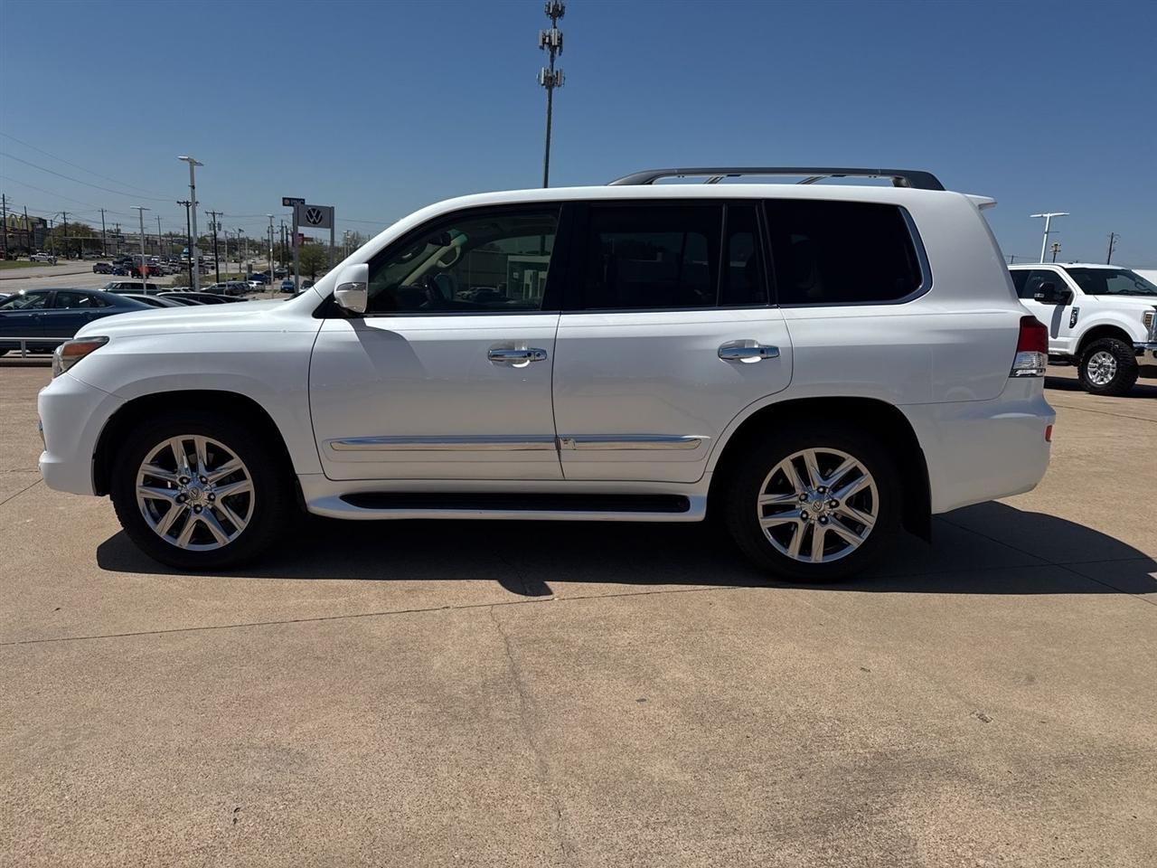 Lexus LX 570 4WD 4dr 2014