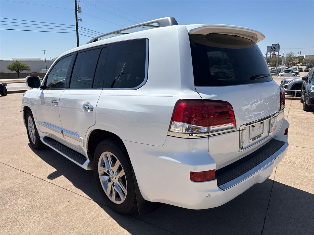 Lexus LX 570 4WD 4dr 2014
