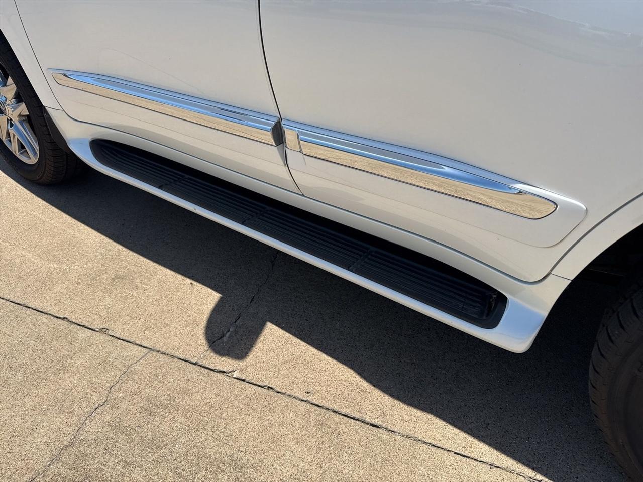 Lexus LX 570 4WD 4dr 2014