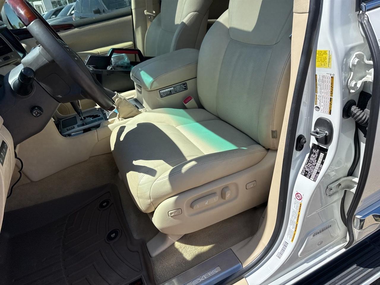 Lexus LX 570 4WD 4dr 2014