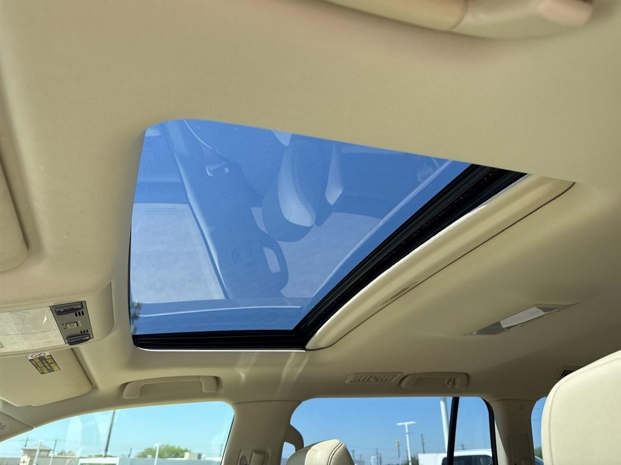 Lexus LX 570 4WD 4dr 2014