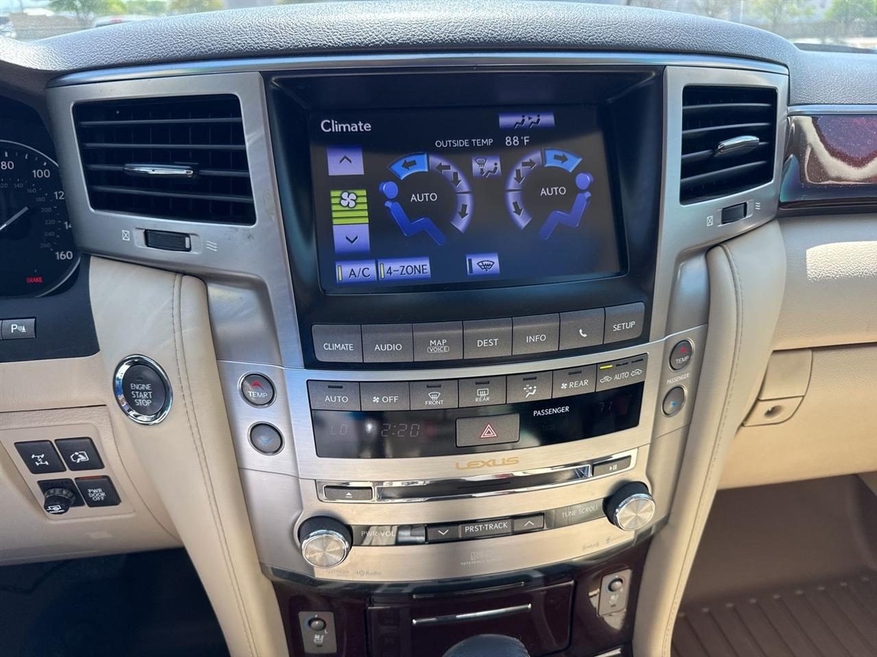 Lexus LX 570 4WD 4dr 2014