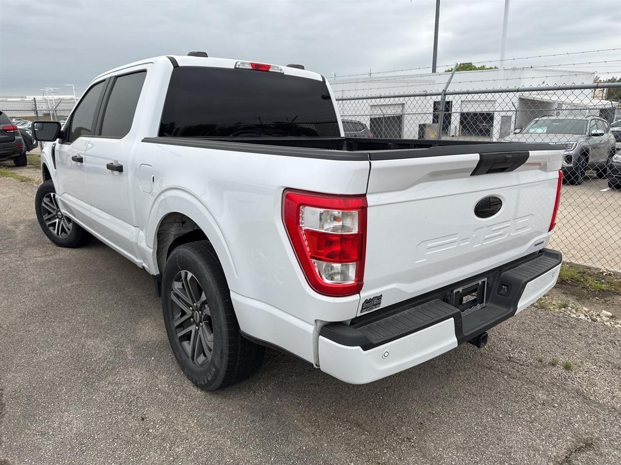 Ford F-150 Lariat 2WD SuperCrew 5.5' Box 2022