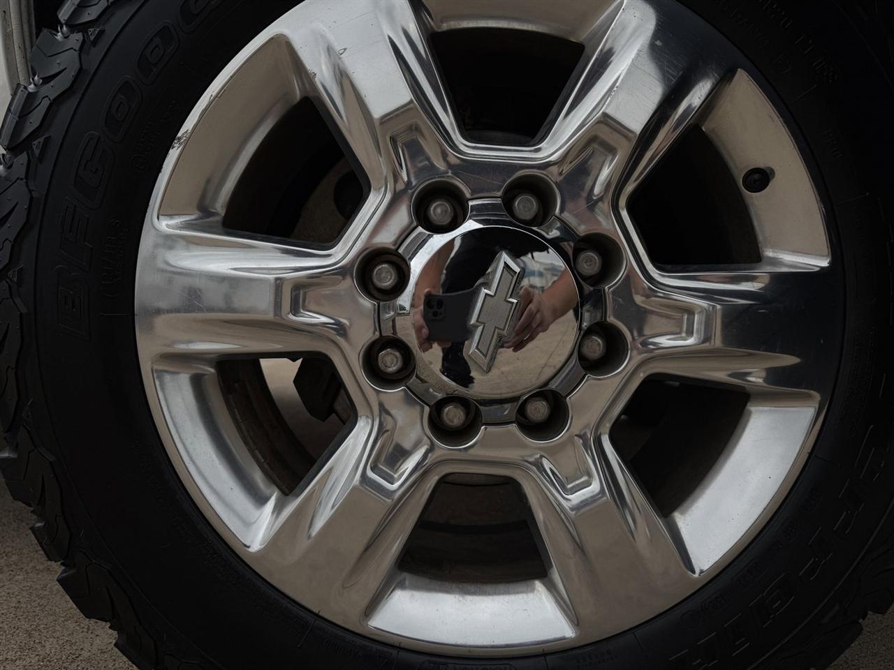 Chevrolet Silverado 2500HD 4WD Crew Cab 153.7" LTZ 2017