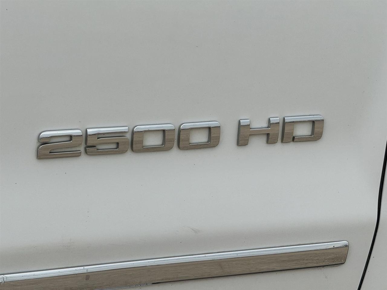 Chevrolet Silverado 2500HD 4WD Crew Cab 153.7" LTZ 2017