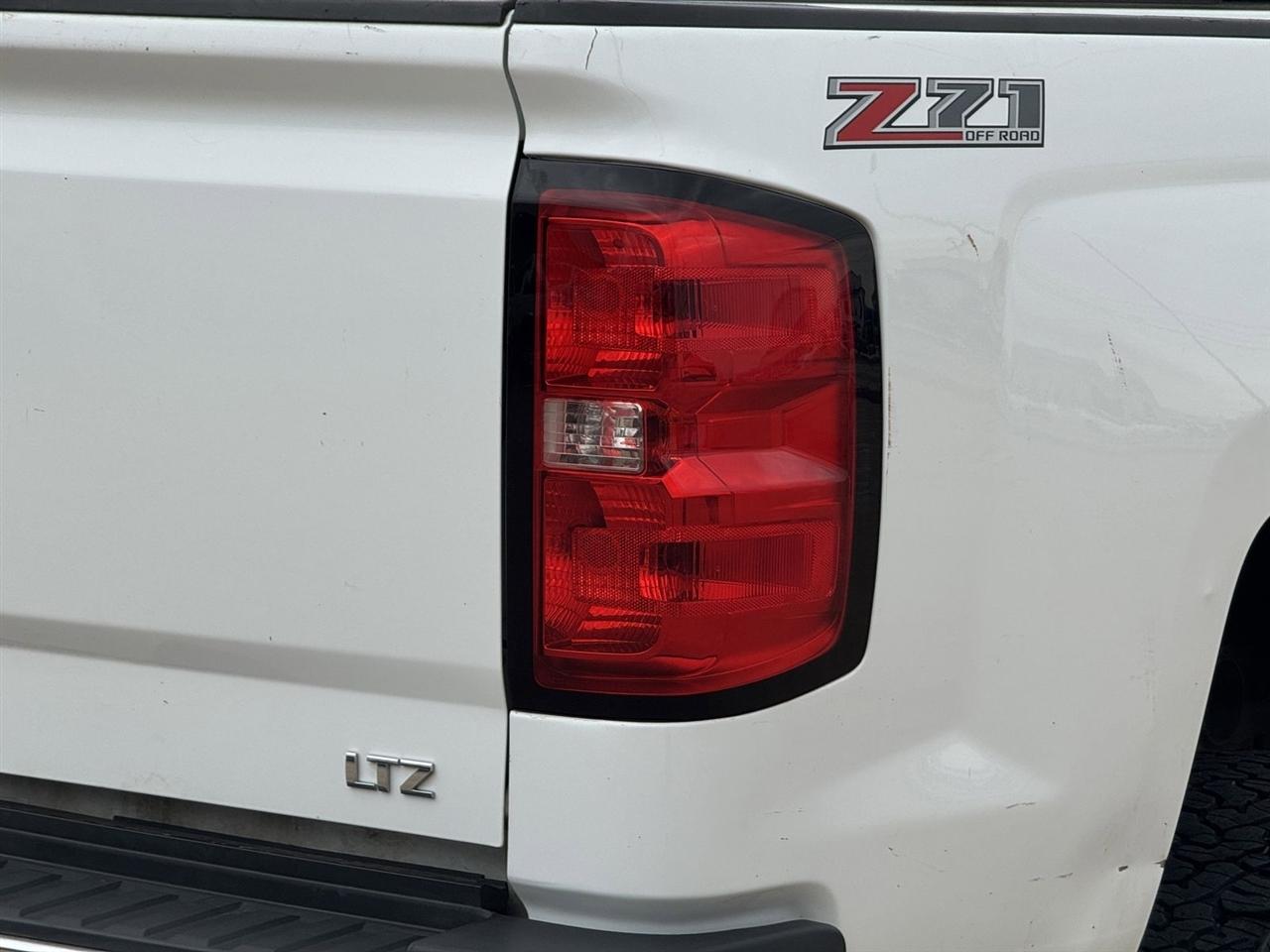 Chevrolet Silverado 2500HD 4WD Crew Cab 153.7" LTZ 2017