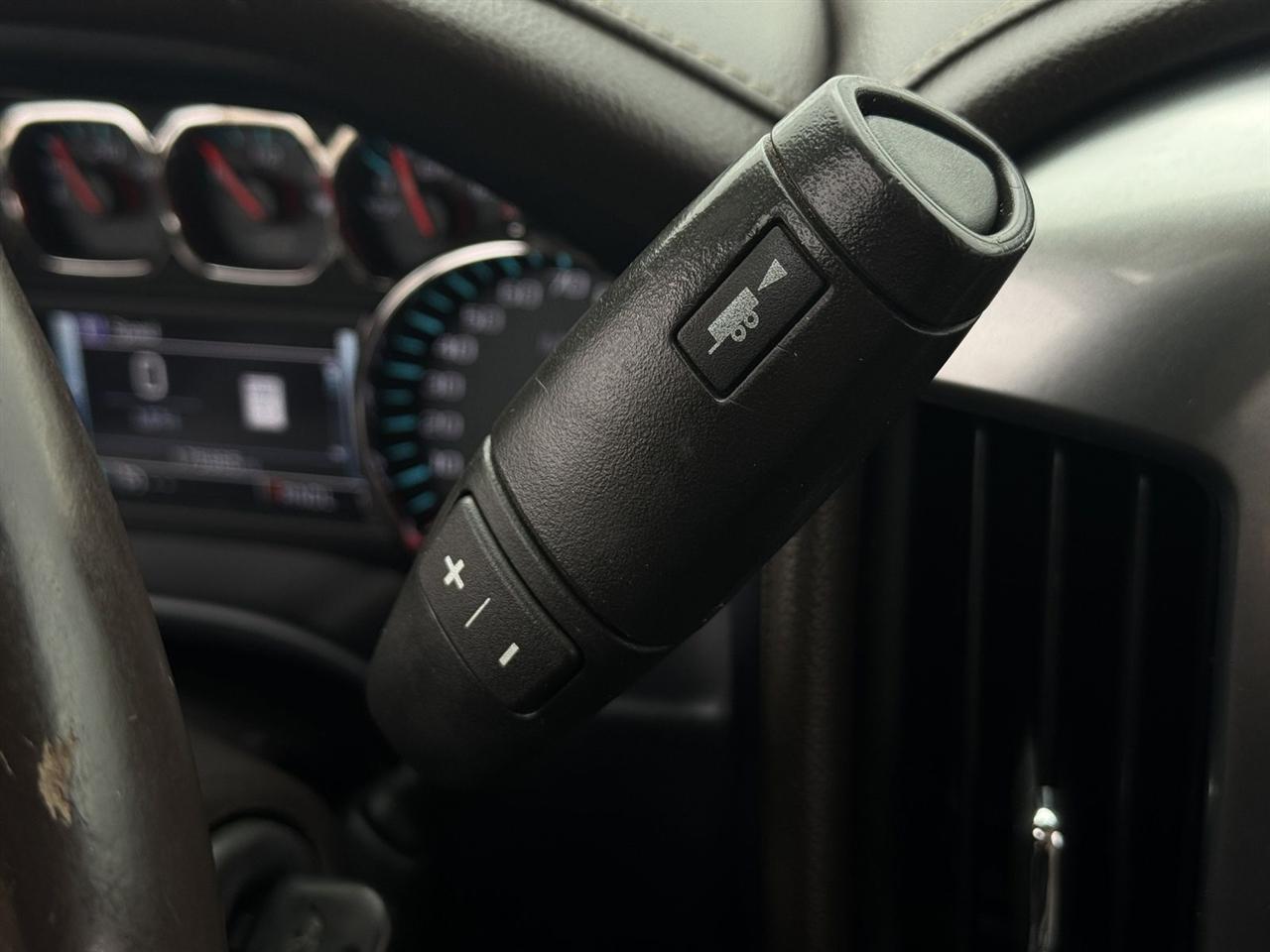 Chevrolet Silverado 2500HD 4WD Crew Cab 153.7" LTZ 2017