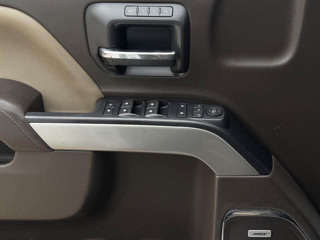 Chevrolet Silverado 2500HD 4WD Crew Cab 153.7" LTZ 2017