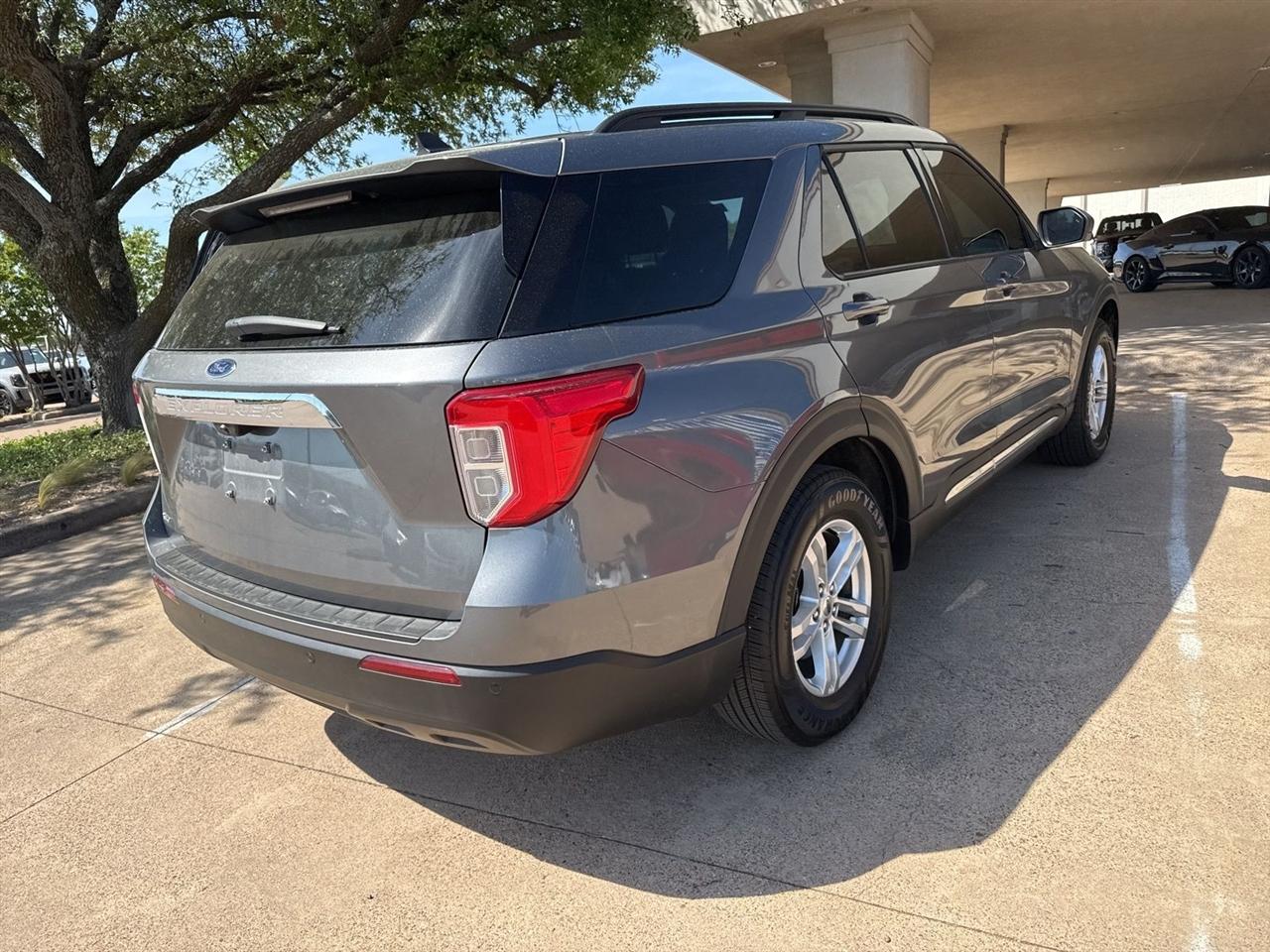 Ford Explorer XLT RWD 2023