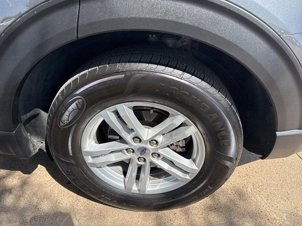 Ford Explorer XLT RWD 2023