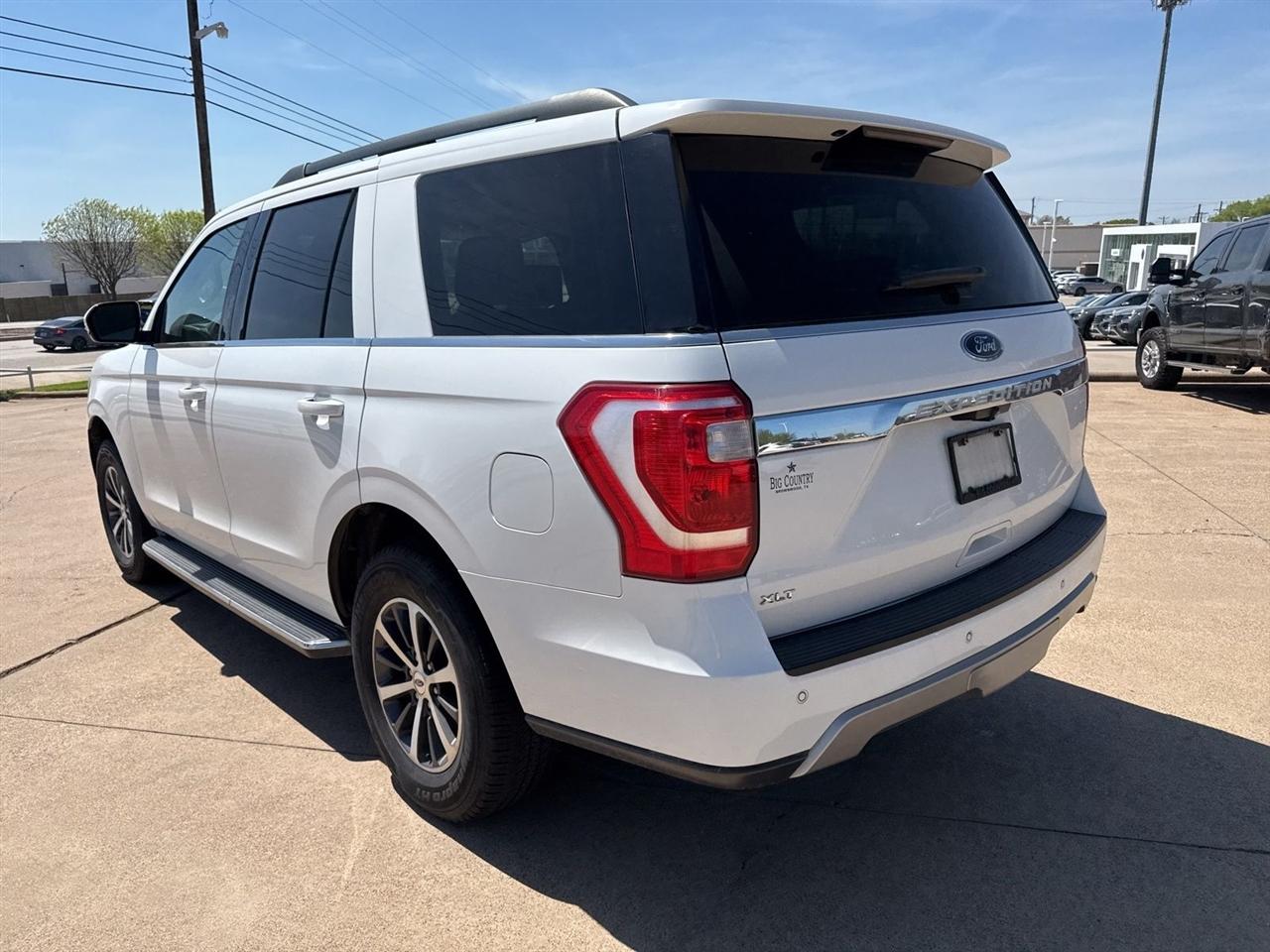 Ford Expedition XLT 4x2 2018