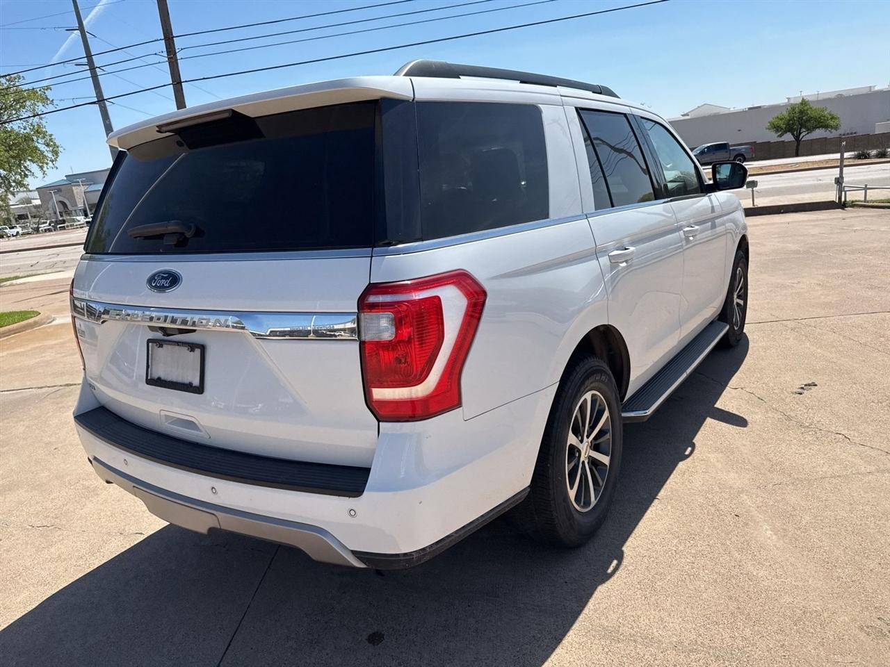 Ford Expedition XLT 4x2 2018