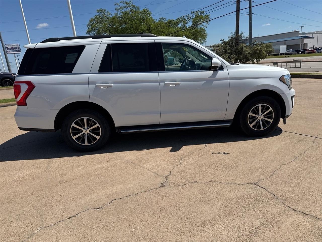 Ford Expedition XLT 4x2 2018