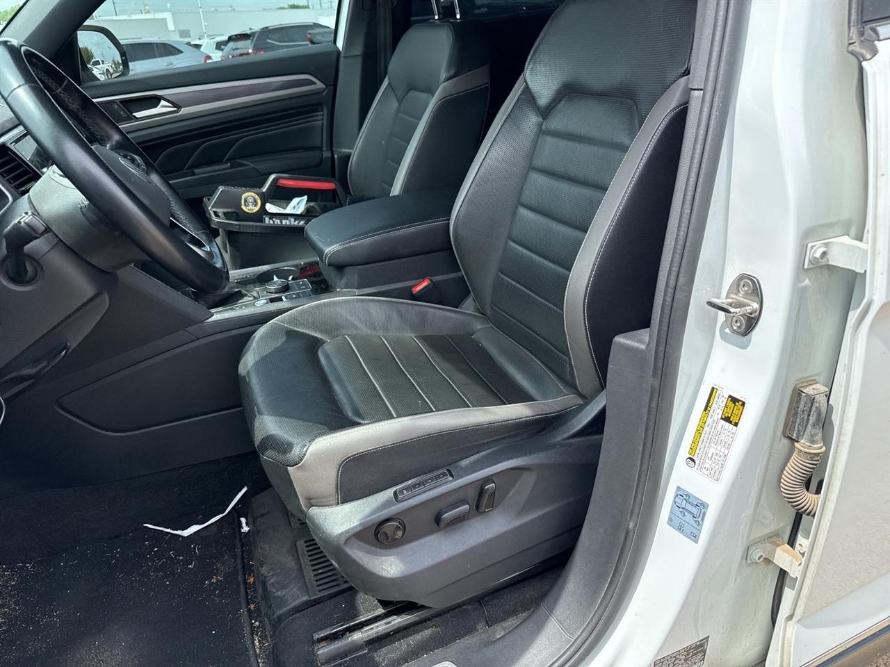 Volkswagen Atlas Cross Sport 3.6L V6 SEL Premium 4MOTION 2020