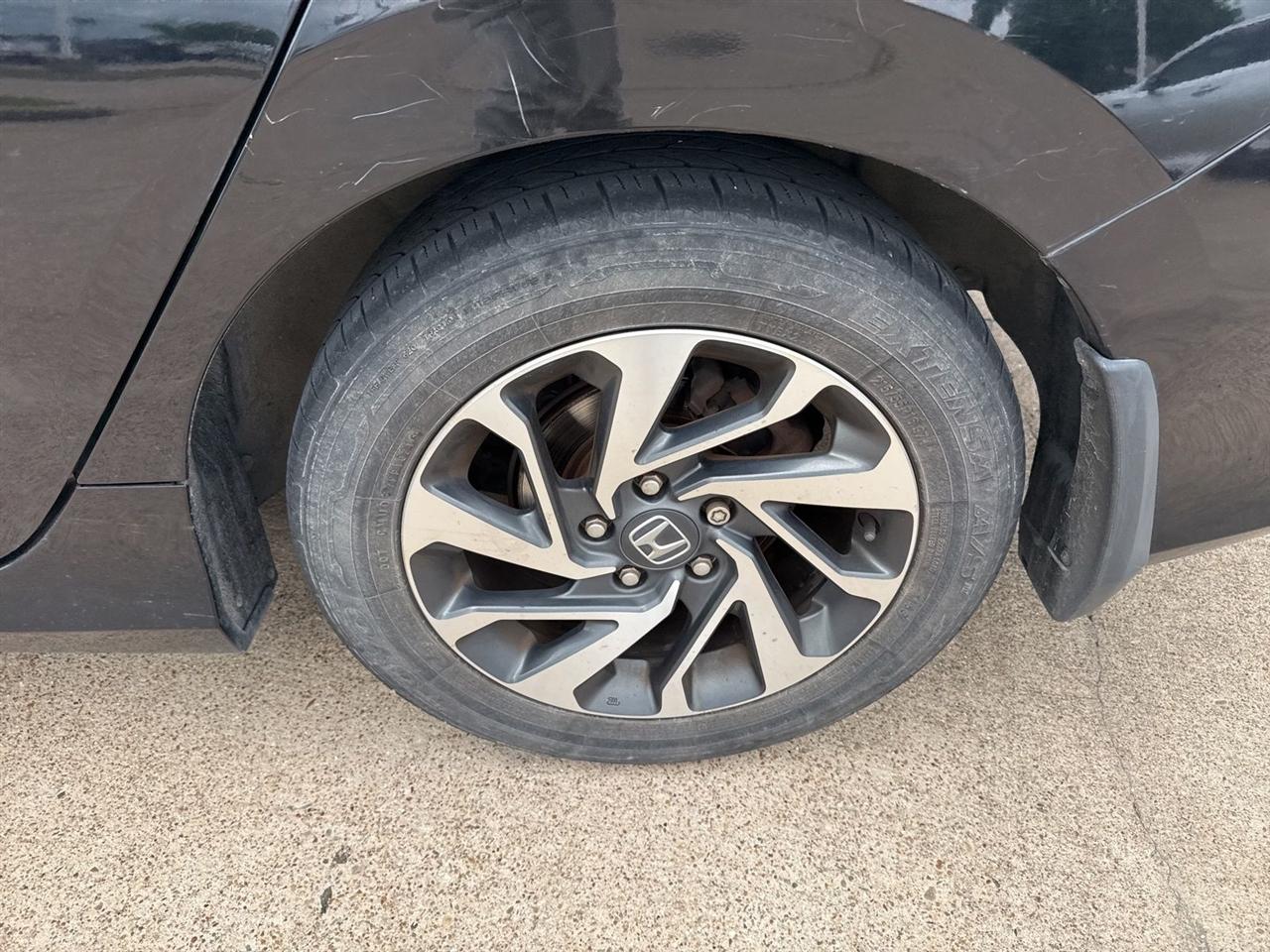 Honda Civic Sedan 4dr CVT EX 2016