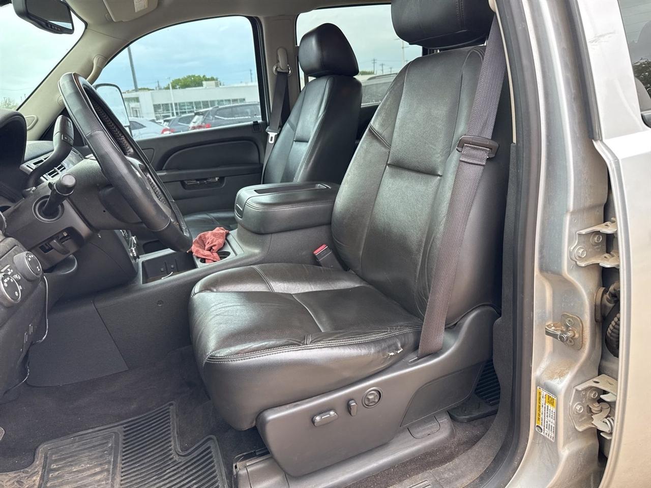 Chevrolet Silverado 2500HD 4WD Crew Cab 153.7" LTZ 2013