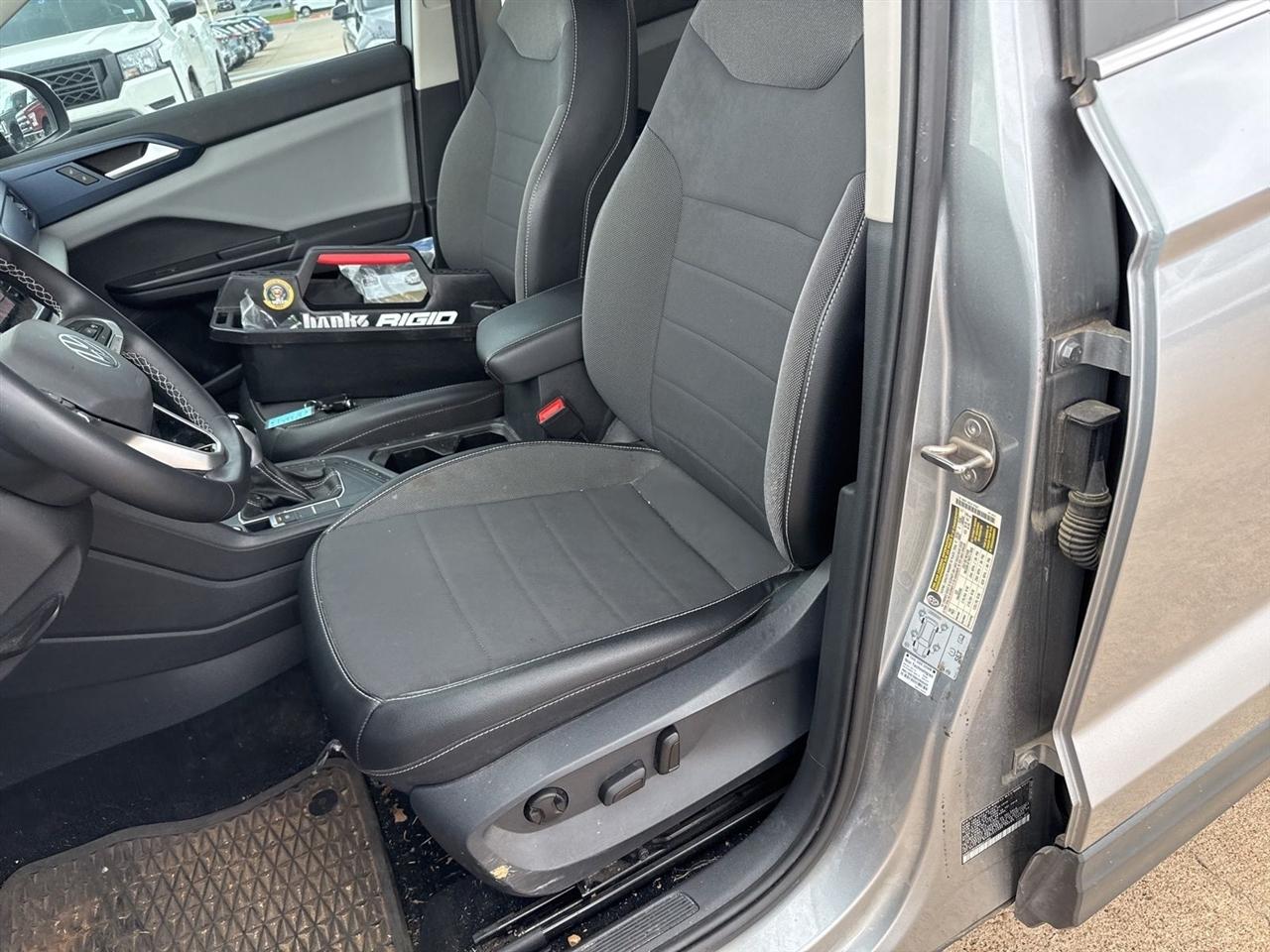 Volkswagen Taos SE FWD 2022