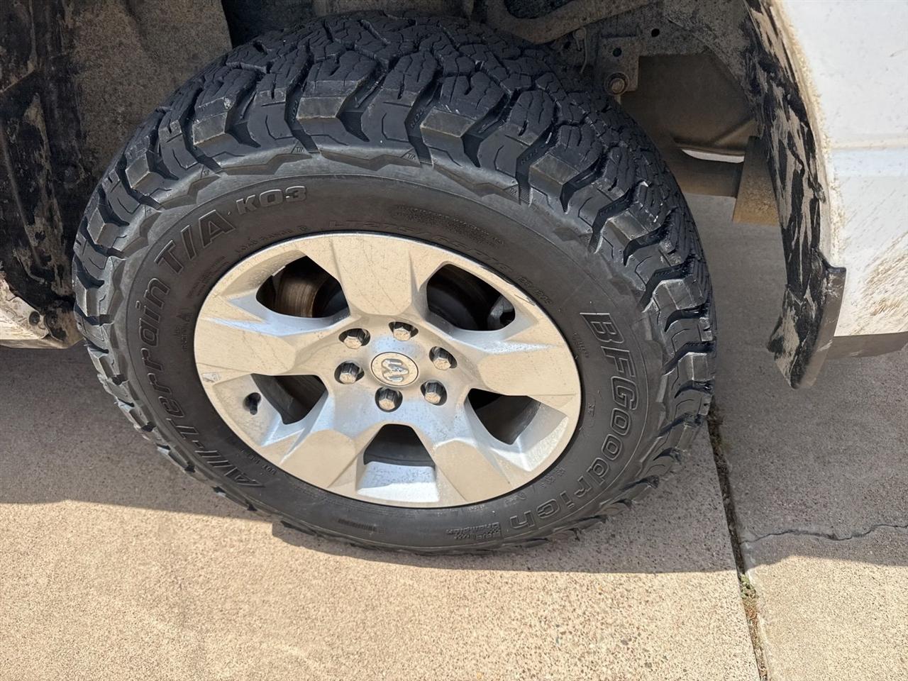 RAM 1500 Lone Star 4x2 Quad Cab 6'4" Box 2022