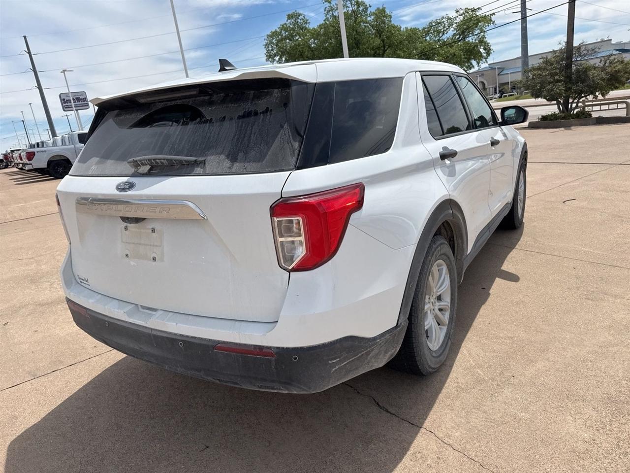 Ford Explorer Base RWD 2021