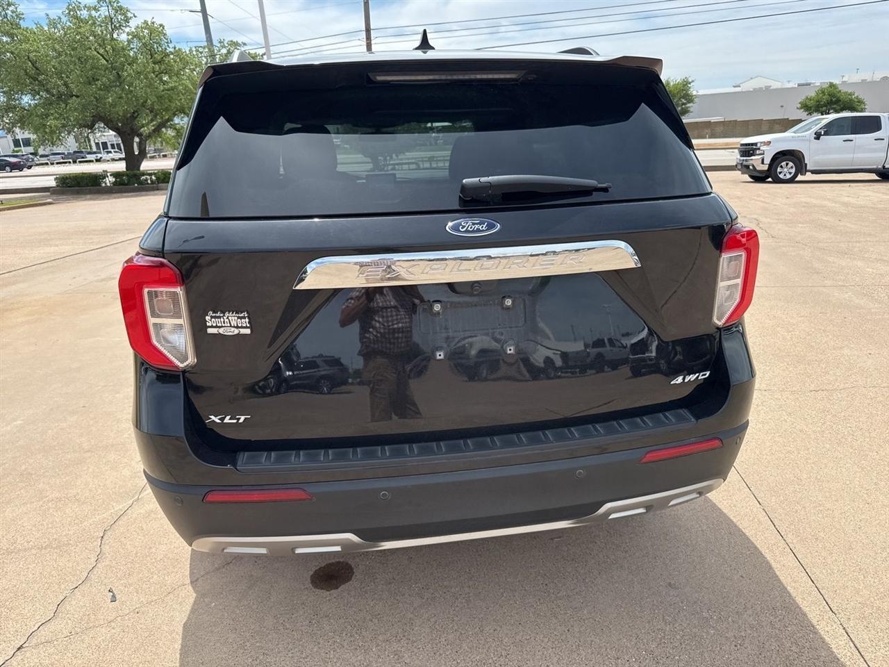 Ford Explorer XLT 4WD 2023