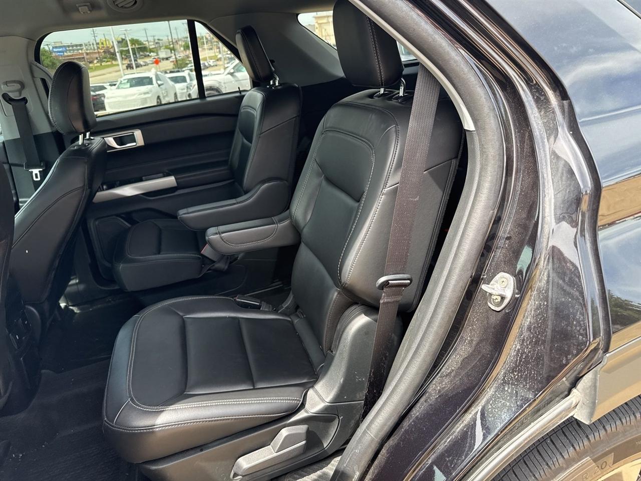 Ford Explorer XLT 4WD 2023