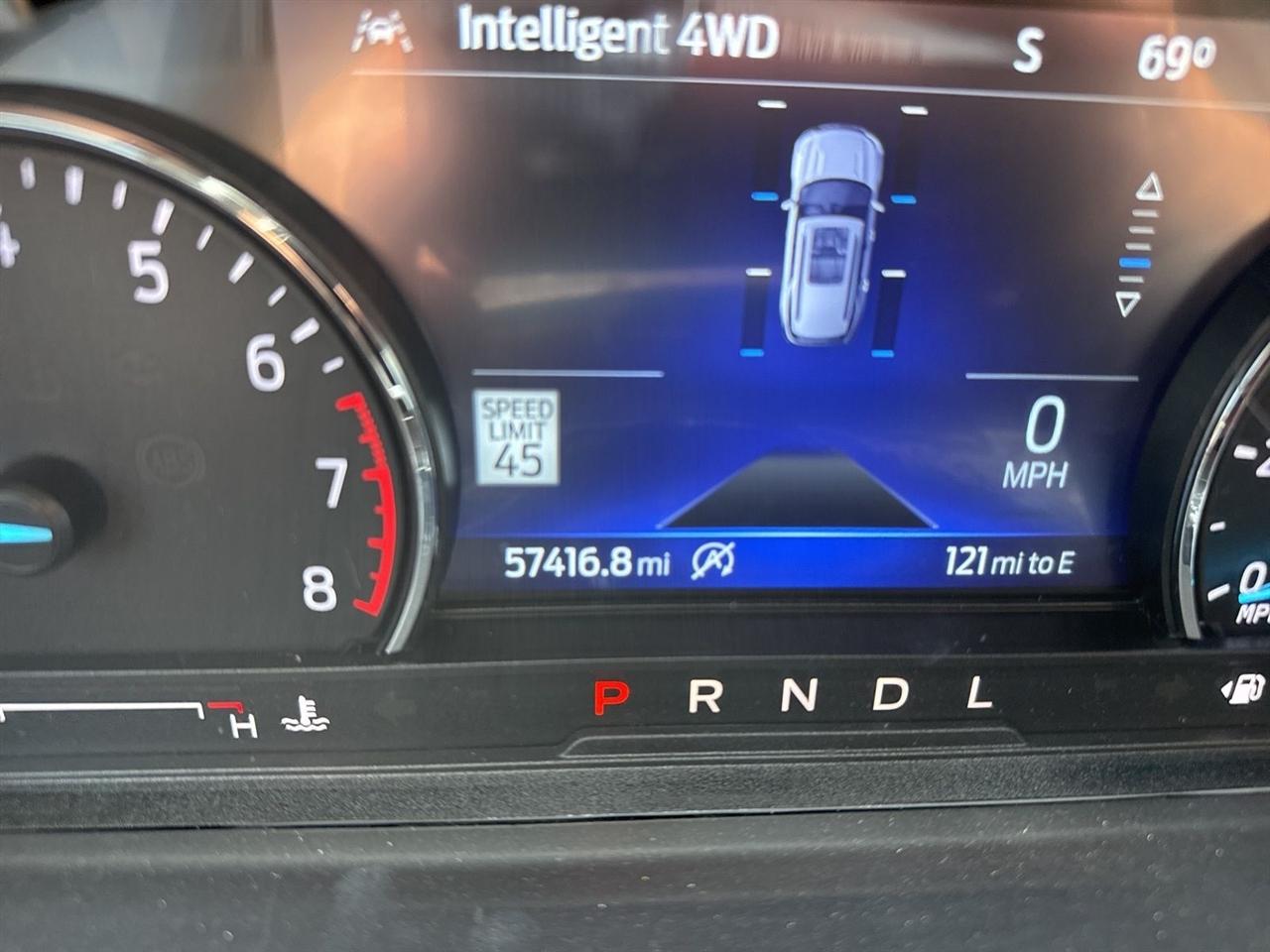 Ford Explorer XLT 4WD 2023