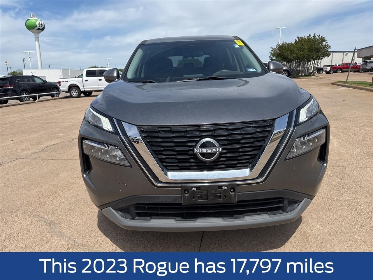 Nissan Rogue FWD SV *Ltd Avail* 2023