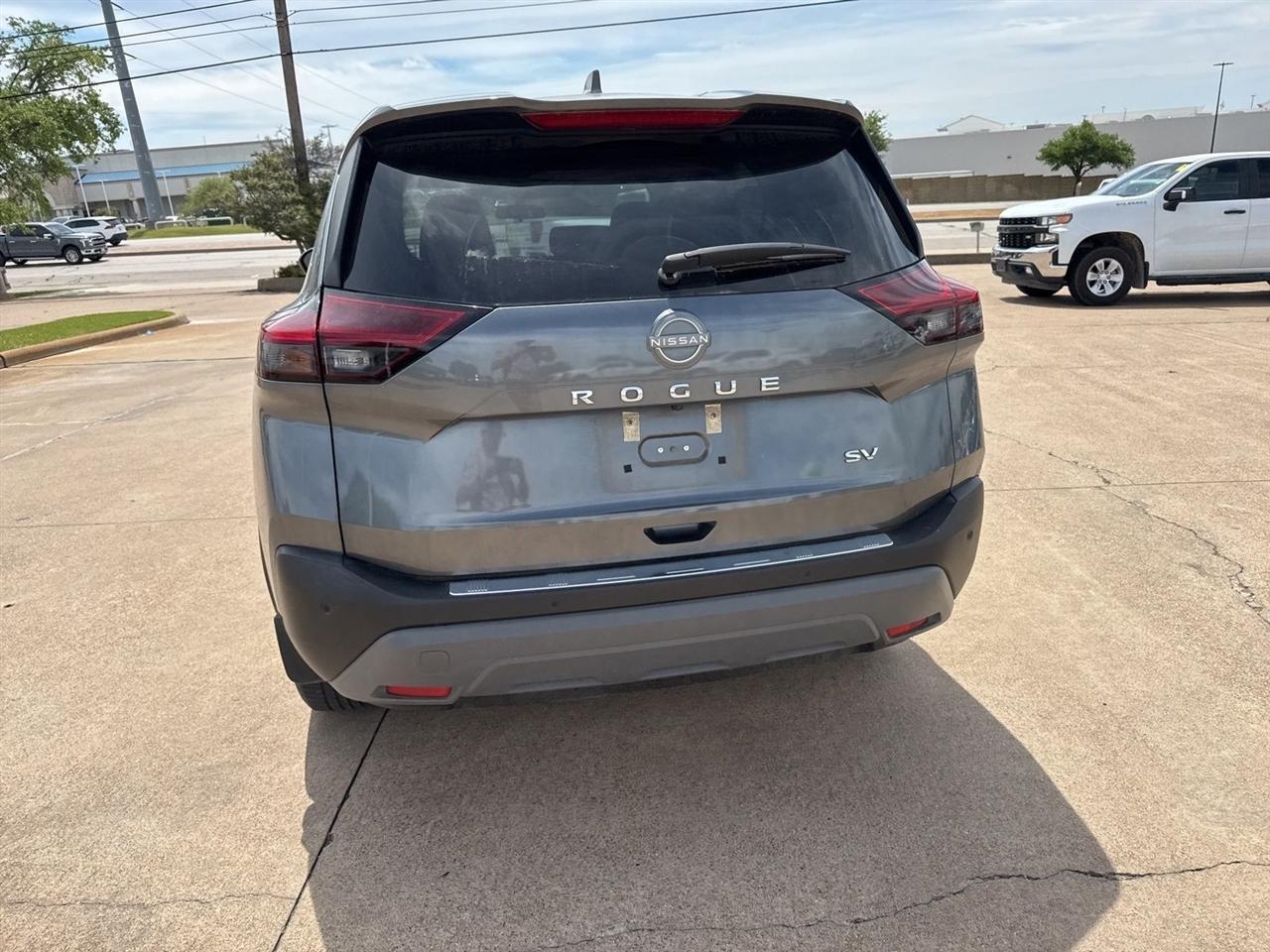 Nissan Rogue FWD SV *Ltd Avail* 2023