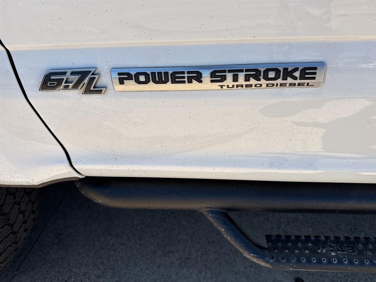 Ford Super Duty F-250 SRW King Ranch 4WD Crew Cab 8' Box 2022