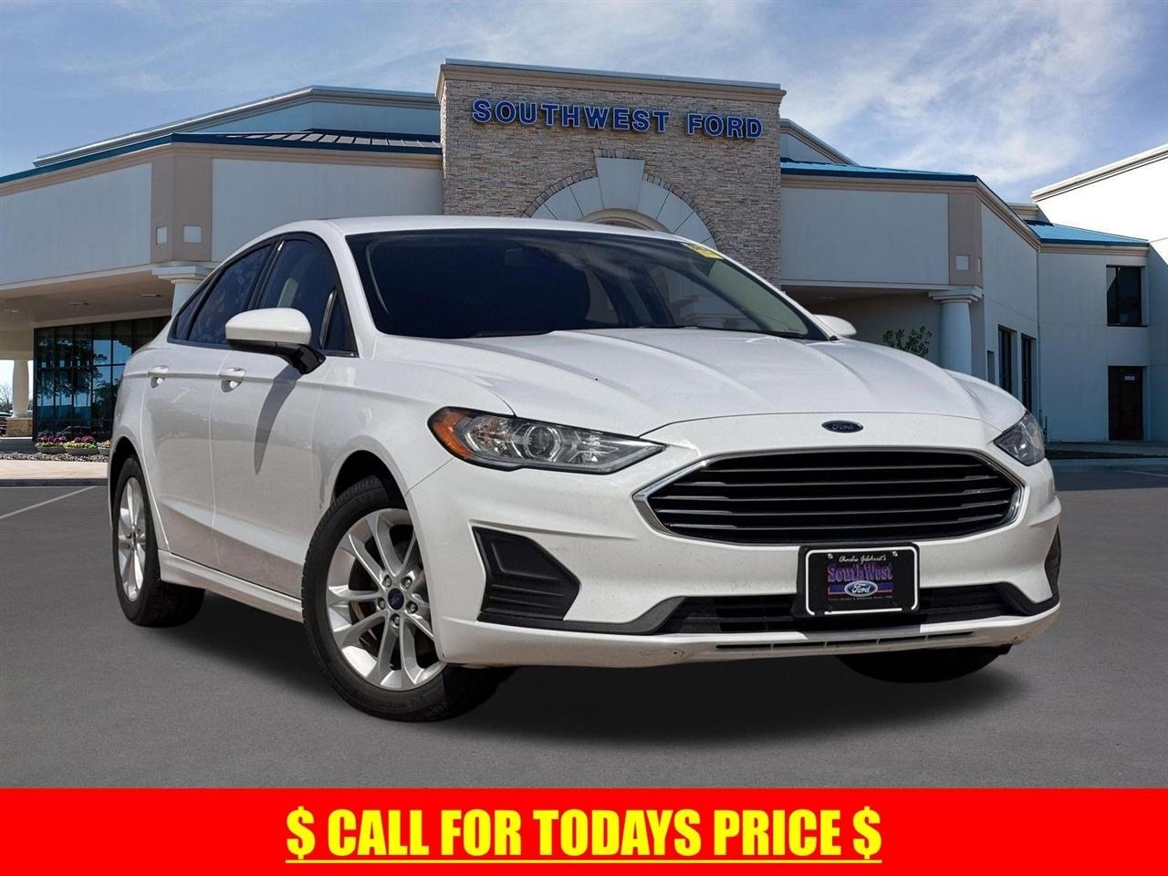 Ford Fusion SE FWD 2019