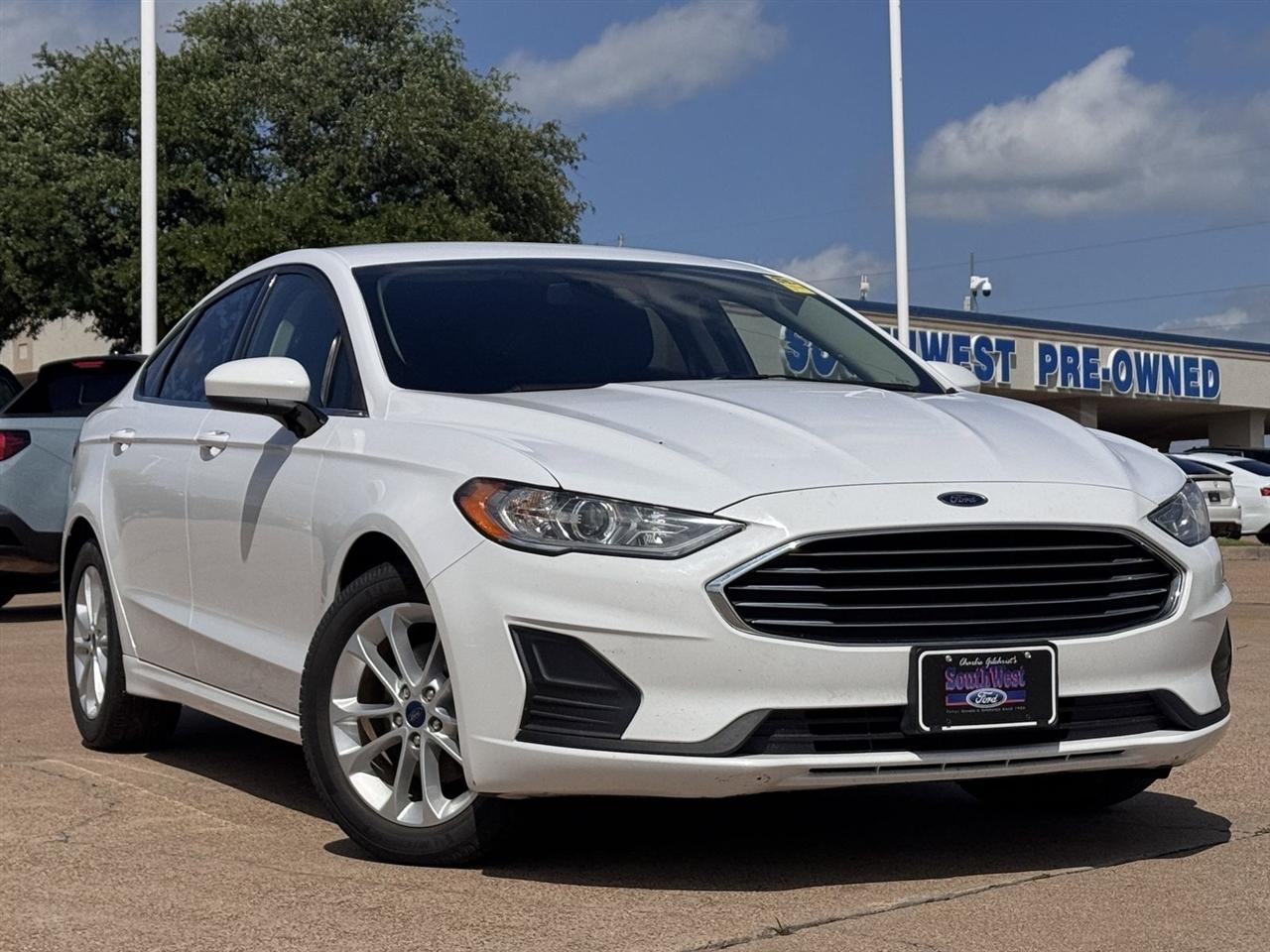 Ford Fusion SE FWD 2019