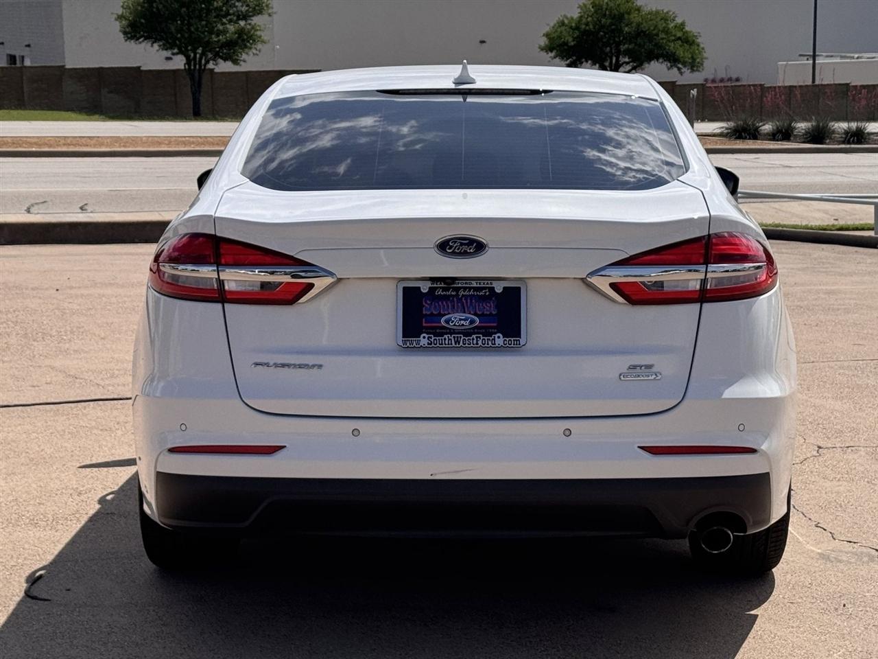 Ford Fusion SE FWD 2019