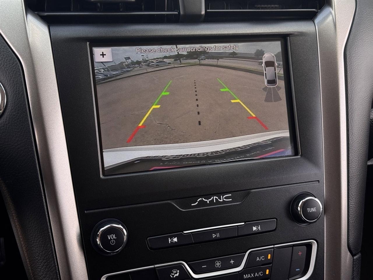 Ford Fusion SE FWD 2019