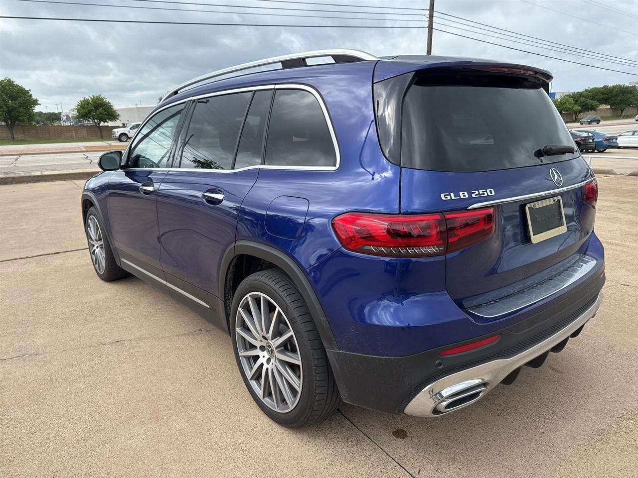 Mercedes-Benz GLB GLB 250 SUV 2021