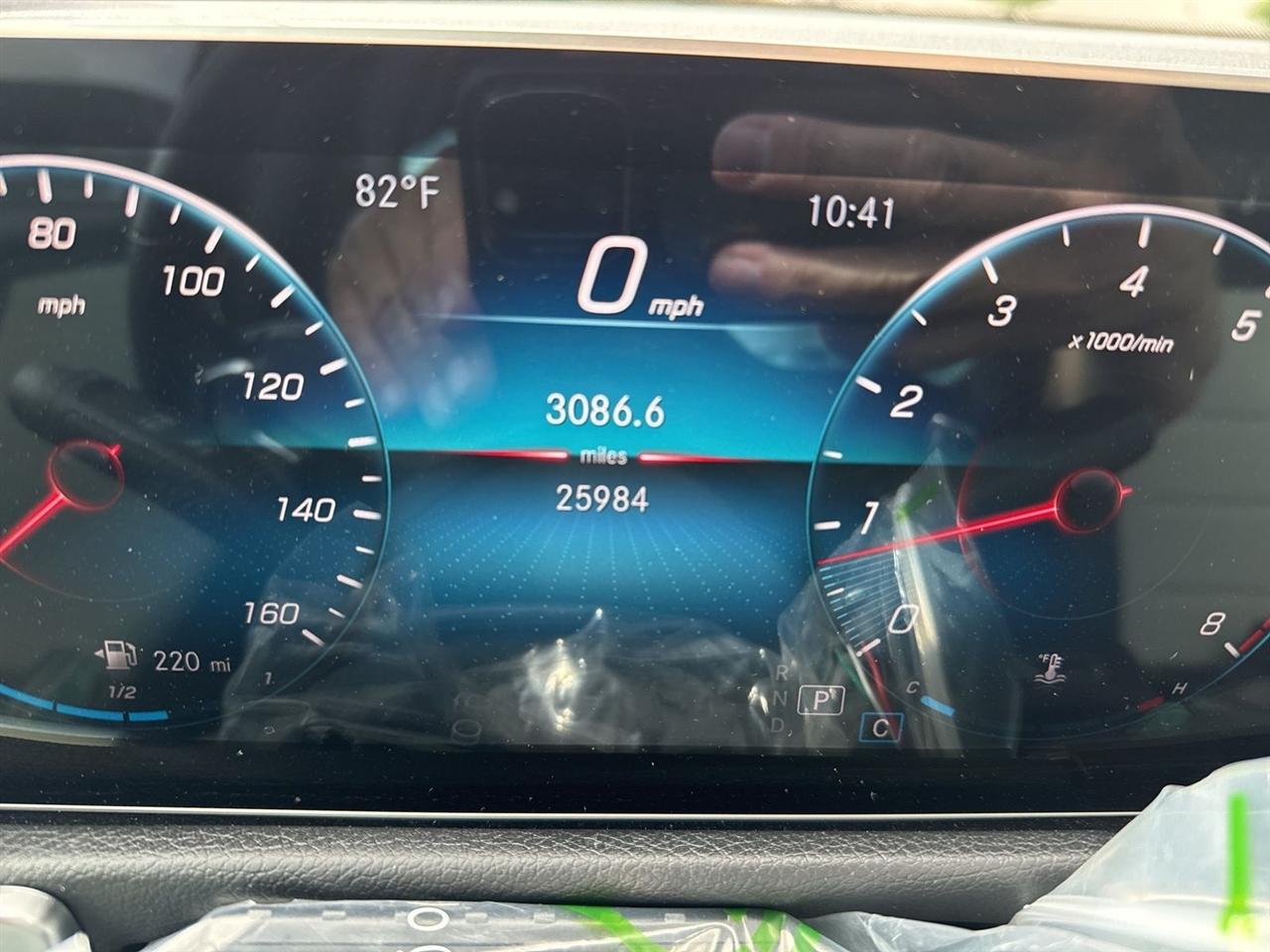 Mercedes-Benz GLB GLB 250 SUV 2021