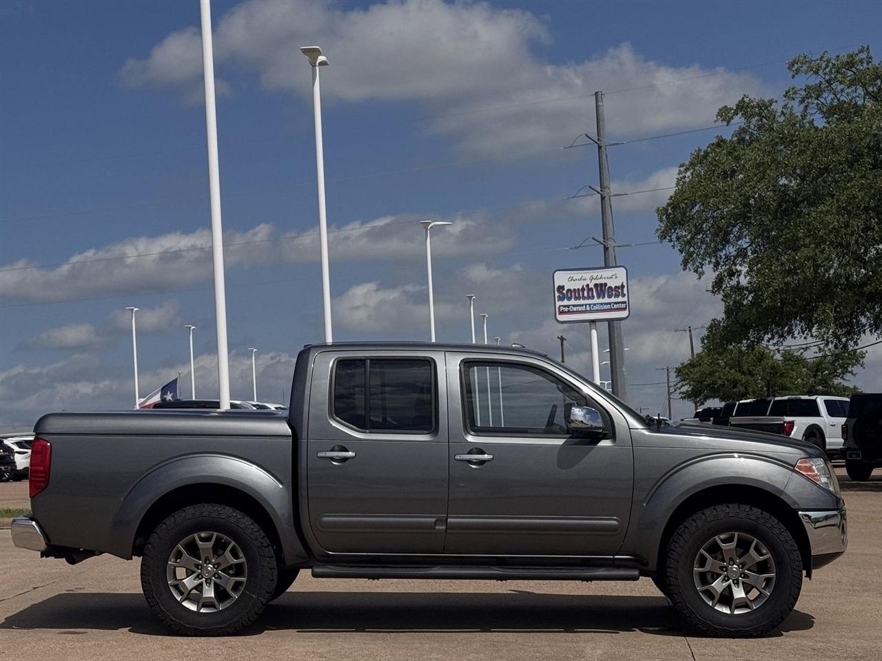 Nissan Frontier 2WD Crew Cab SWB Auto SL *Ltd Avail* 2016
