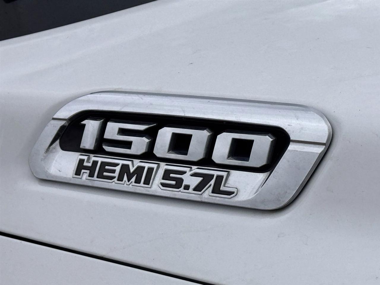 RAM 1500 Lone Star 4x2 Crew Cab 5'7" Box 2022