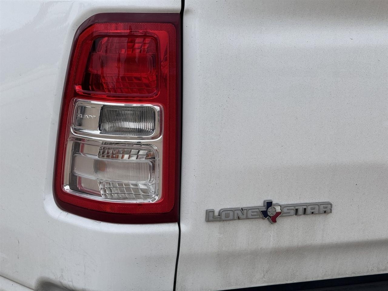 RAM 1500 Lone Star 4x2 Crew Cab 5'7" Box 2022