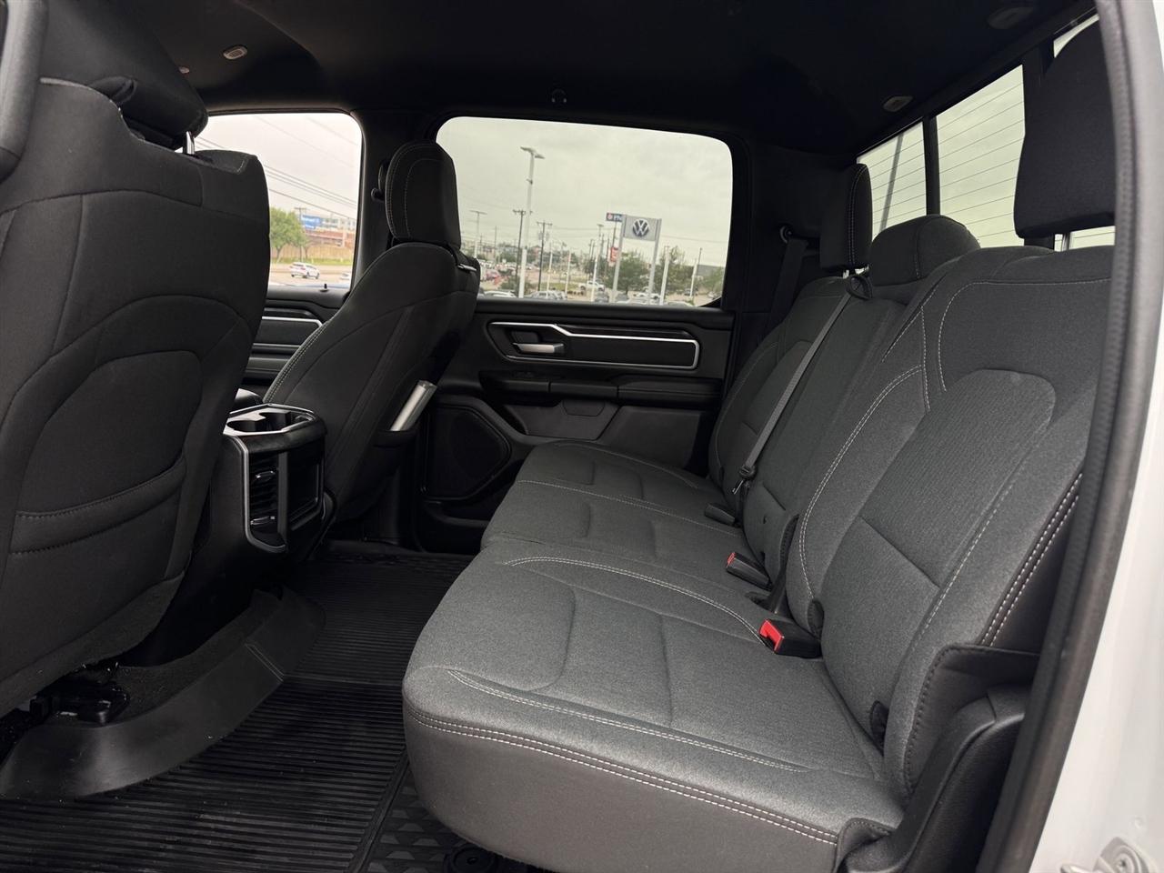 RAM 1500 Lone Star 4x2 Crew Cab 5'7" Box 2022