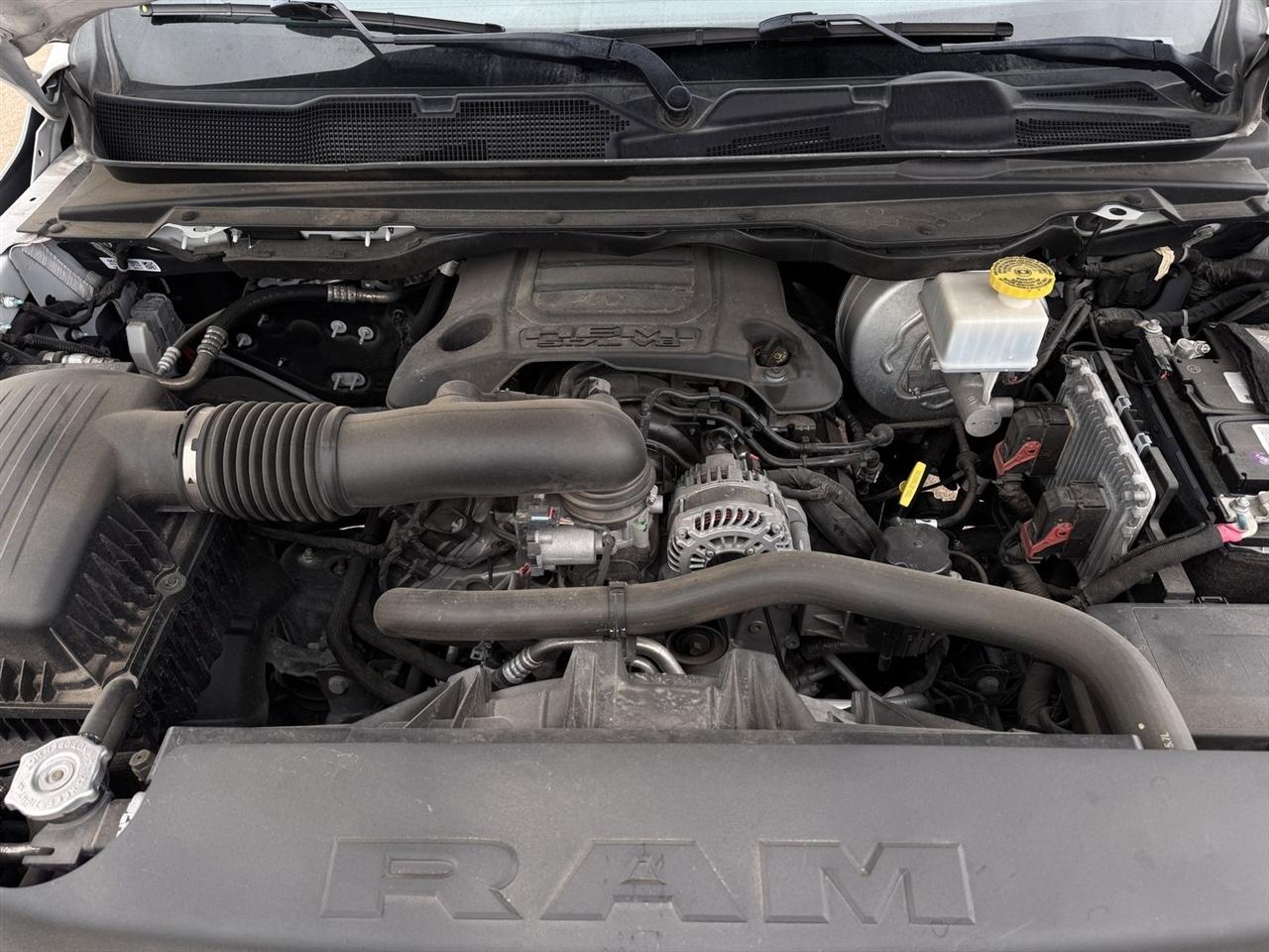 RAM 1500 Lone Star 4x2 Crew Cab 5'7" Box 2022