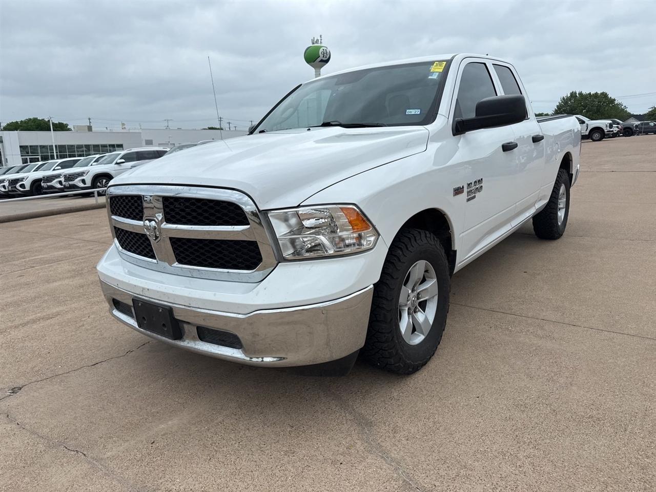 RAM 1500 Classic Tradesman 4x2 Quad Cab 6'4" Box 2024