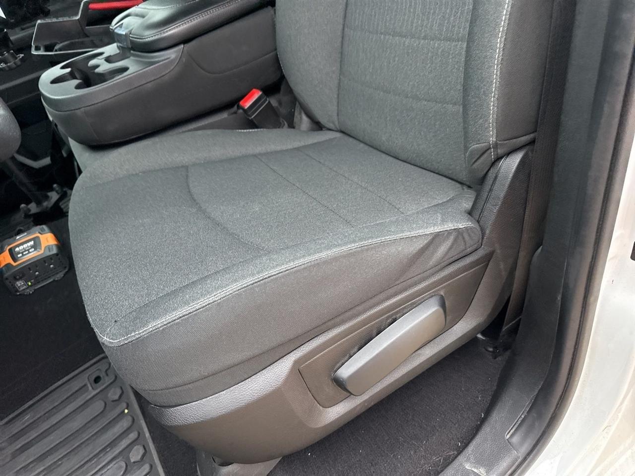 RAM 1500 Classic Tradesman 4x2 Quad Cab 6'4" Box 2024