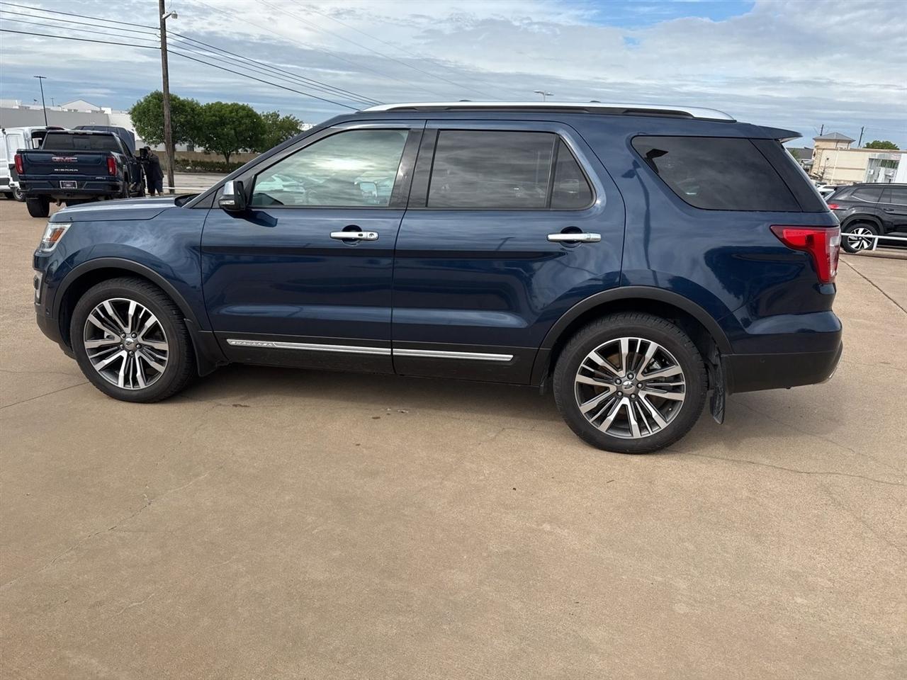 Ford Explorer Platinum 4WD 2017
