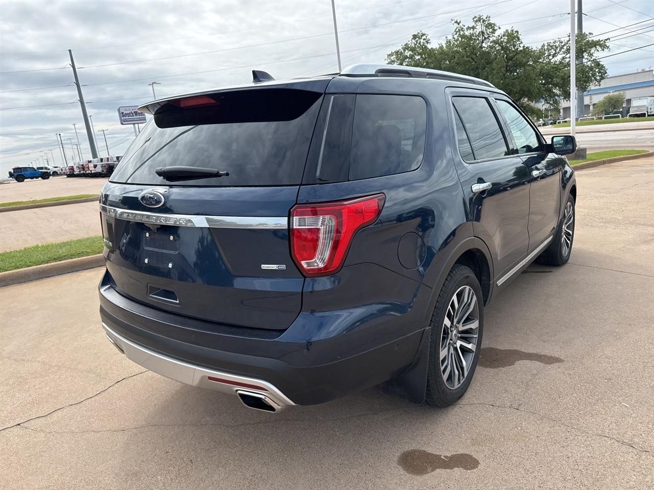 Ford Explorer Platinum 4WD 2017