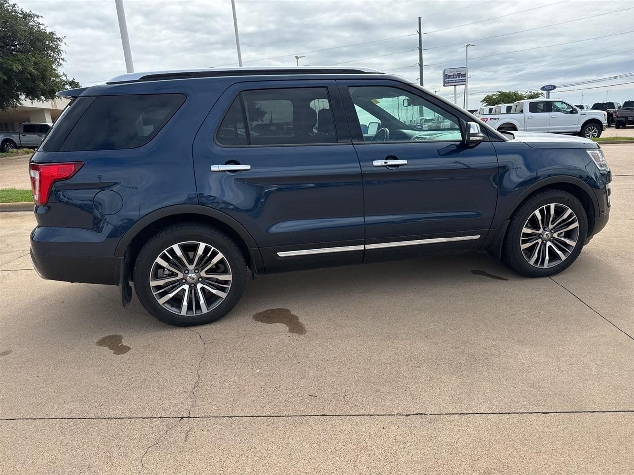 Ford Explorer Platinum 4WD 2017