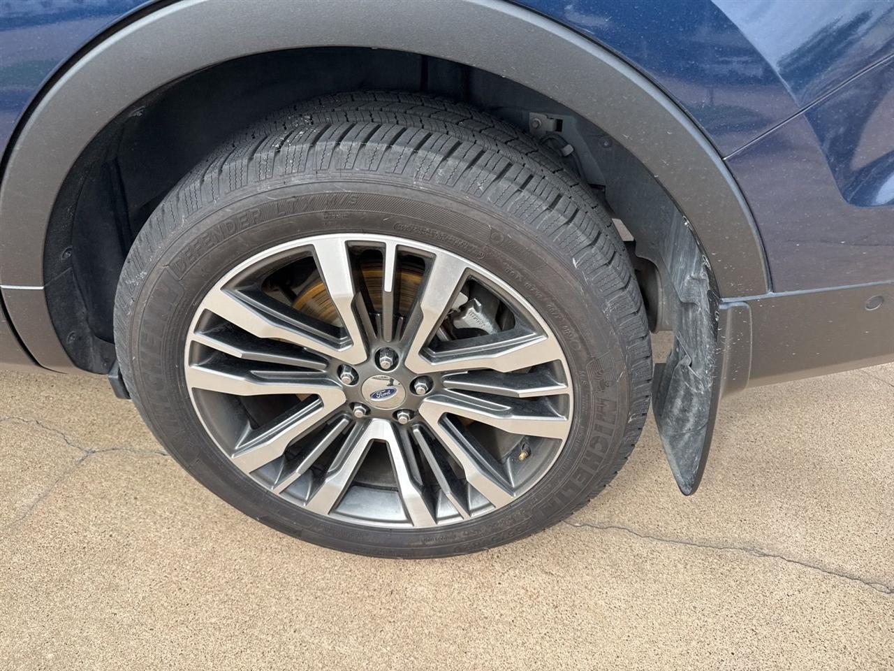 Ford Explorer Platinum 4WD 2017