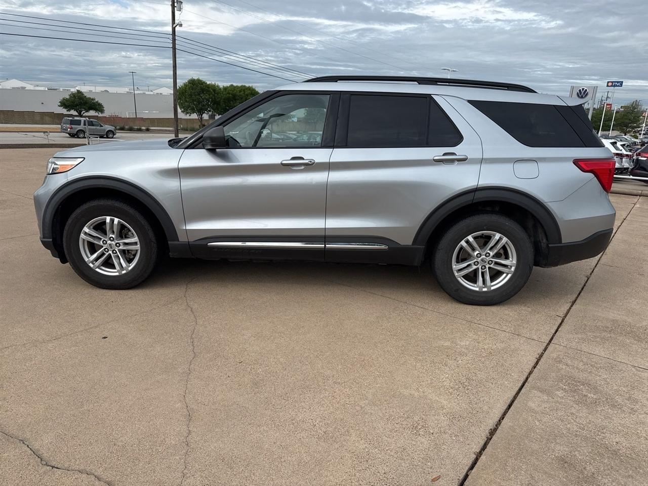 Ford Explorer XLT 4WD 2020