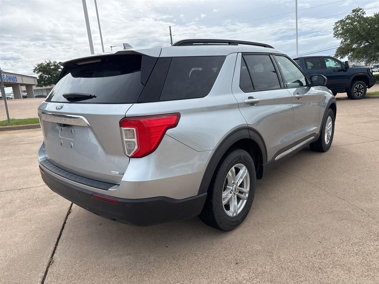 Ford Explorer XLT 4WD 2020